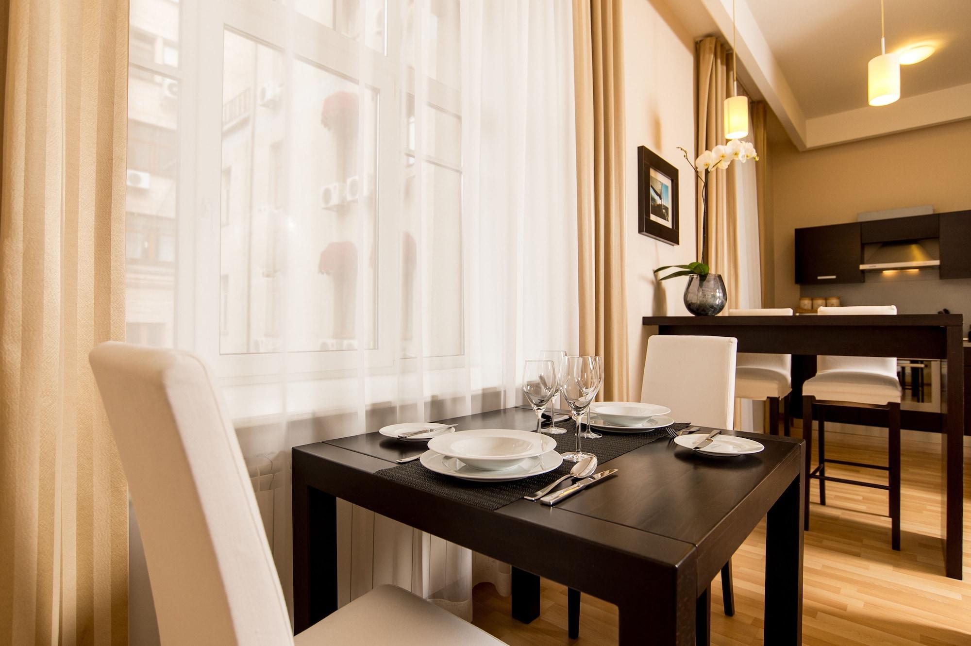 Senator Victory Square Aparthotel Κίεβο Εξωτερικό φωτογραφία