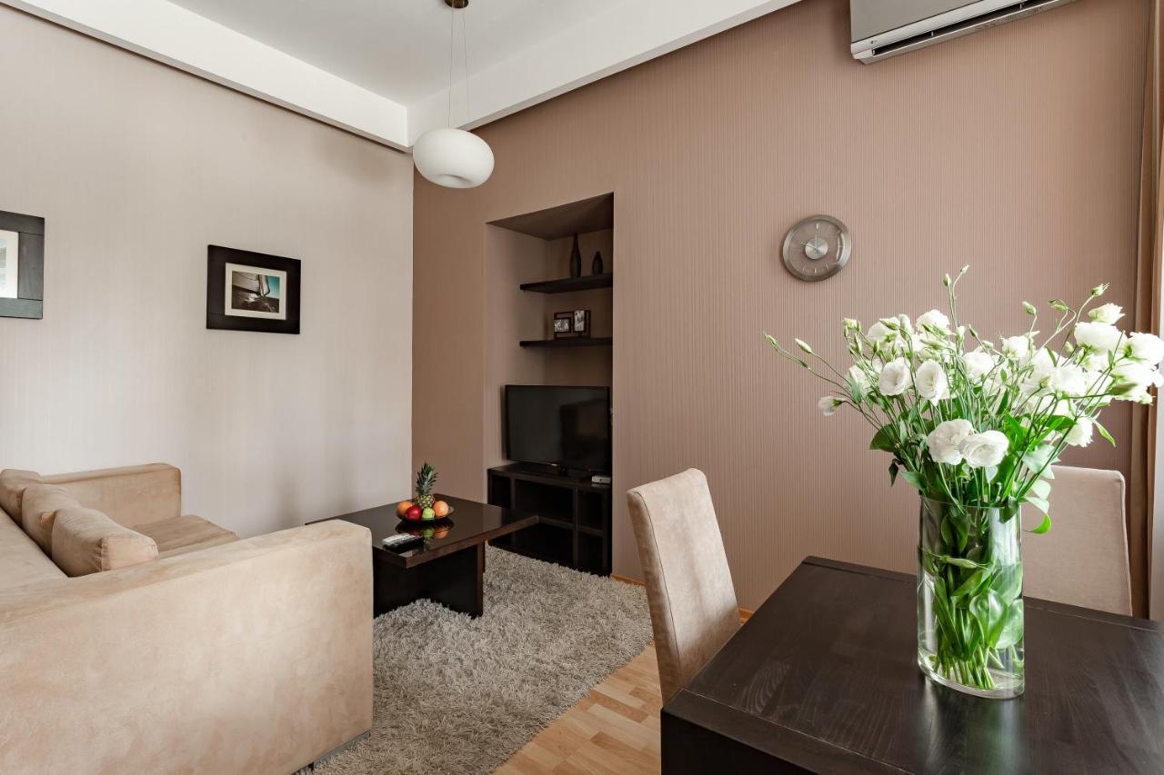 Senator Victory Square Aparthotel Κίεβο Εξωτερικό φωτογραφία